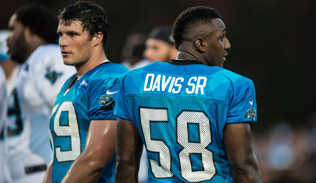 panthers-linebacker-thomas-davis